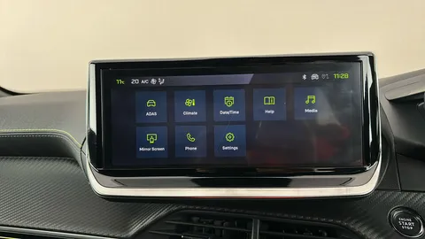 PEUGEOT 2008 1.2 PureTech 130 GT EAT8