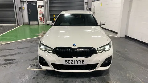 BMW 3 Series 320d xDrive MHT M Sport Step Auto [Pro Pack]