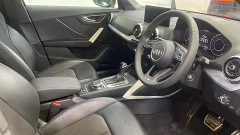 AUDI Q2 35 TFSI S Line S Tronic