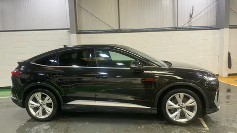 AUDI Q4 150kW 40 82kWh S Line Auto