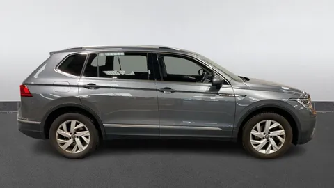 Volkswagen Tiguan Allspace 1.5 TSI Life DSG [7 Seats]