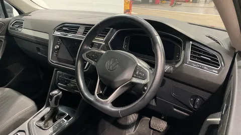 Volkswagen Tiguan Allspace 1.5 TSI Life DSG [7 Seats]