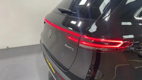 Mercedes-Benz Eqc EQC 400 300kW AMG Line 80kWh Auto