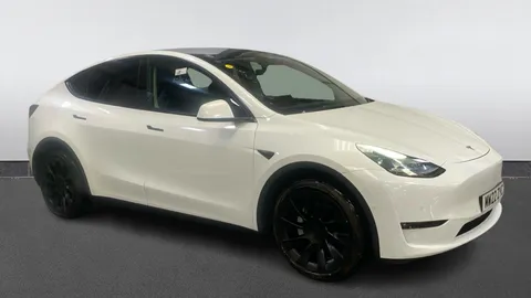 Tesla                     Model Y Long Range AWD Auto