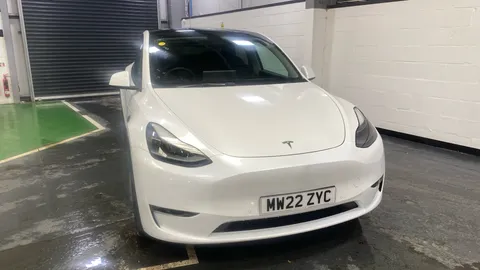Tesla                     Model Y Long Range AWD Auto