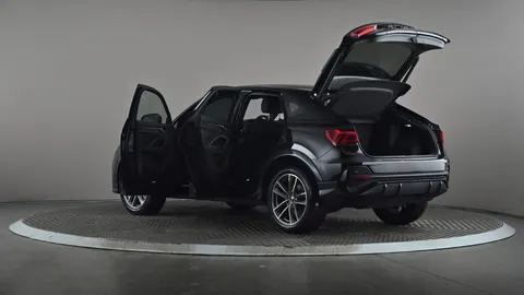 AUDI Q3 35 TFSI Black Edition S Tronic [C+S Pack]