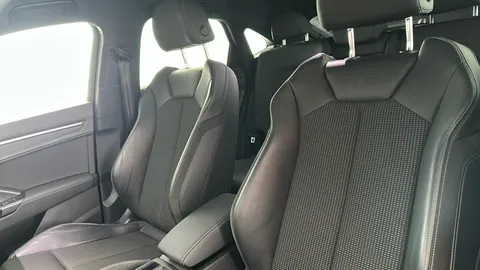 AUDI Q3 35 TFSI Black Edition S Tronic [C+S Pack]