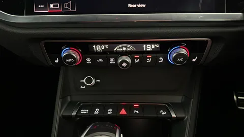 AUDI Q3 35 TFSI Black Edition S Tronic [C+S Pack]