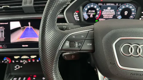 AUDI Q3 35 TFSI Black Edition S Tronic [C+S Pack]