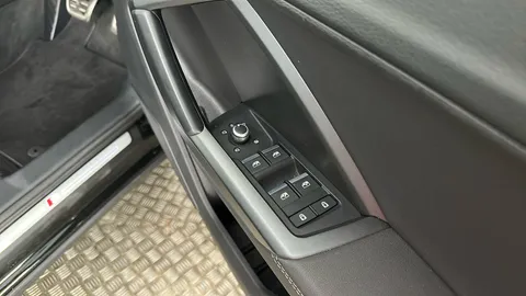 AUDI Q3 35 TFSI Black Edition S Tronic [C+S Pack]