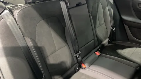 Volvo Xc40 2.0 B4P Plus Dark Auto