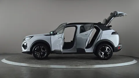 PEUGEOT 2008 1.2 PureTech 130 GT EAT8