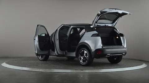 PEUGEOT 2008 1.2 PureTech 130 GT EAT8