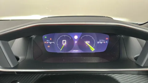 PEUGEOT 2008 1.2 PureTech 130 GT EAT8