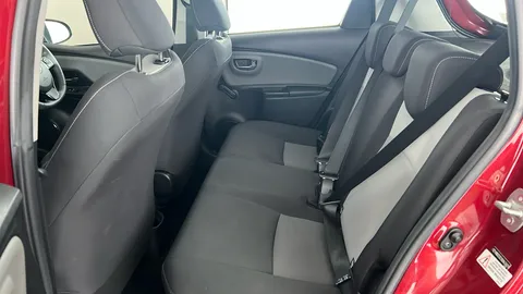 TOYOTA YARIS 1.5 Hybrid Icon Tech CVT