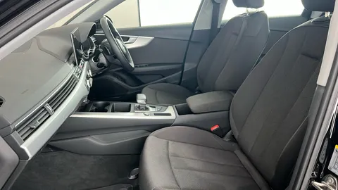 AUDI A4 35 TFSI Technik S Tronic