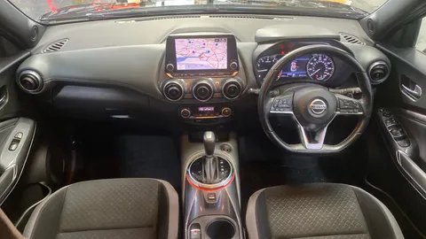 NISSAN JUKE 1.0 DiG-T N-Connecta DCT