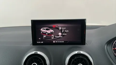 AUDI Q2 35 TFSI Sport S Tronic