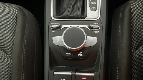 AUDI Q2 35 TFSI Sport S Tronic