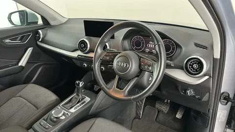 AUDI Q2 35 TFSI Sport S Tronic