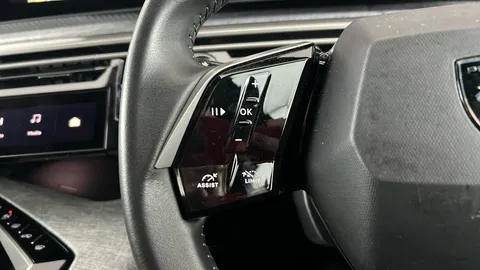 PEUGEOT 3008 157kW Allure 73kWh Auto