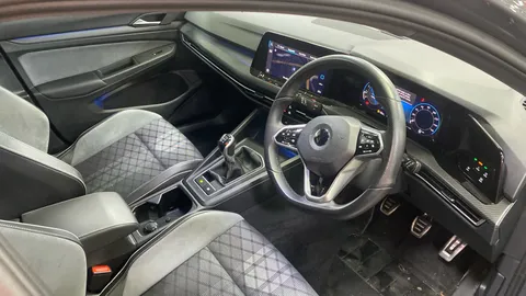 VOLKSWAGEN GOLF 1.5 TSI R-Line