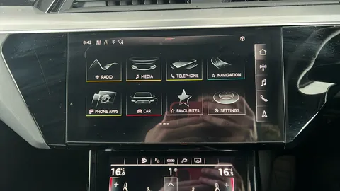 AUDI E-TRON 300kW 55 Quattro 95kWh S Line Auto