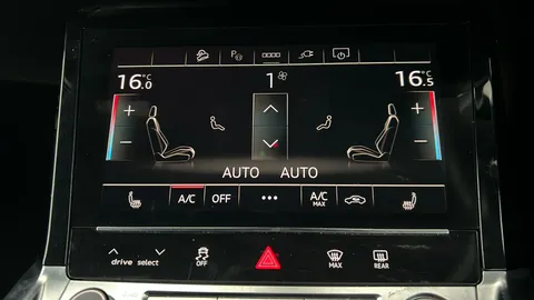 AUDI E-TRON 300kW 55 Quattro 95kWh S Line Auto