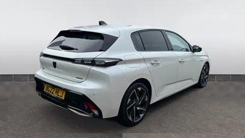 PEUGEOT 308 1.6 Plug-in Hybrid Allure Premium e-EAT8