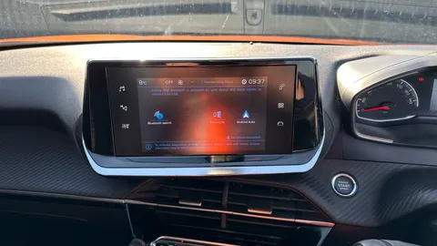 PEUGEOT 2008 1.2 PureTech Active Premium