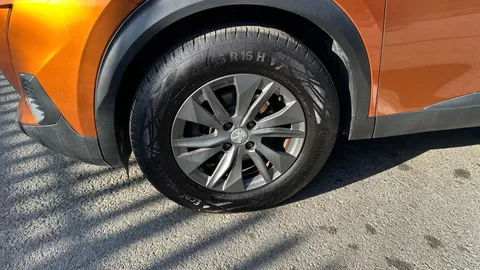 PEUGEOT 2008 1.2 PureTech Active Premium