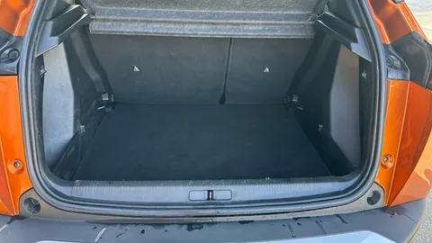 PEUGEOT 2008 1.2 PureTech Active Premium