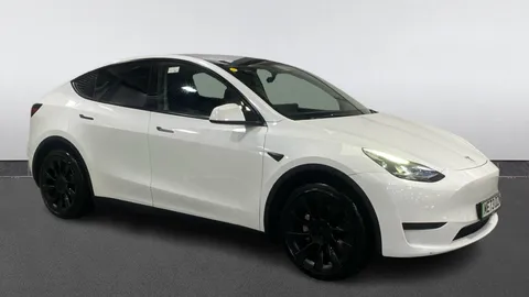 TESLA MODEL Y RWD Auto