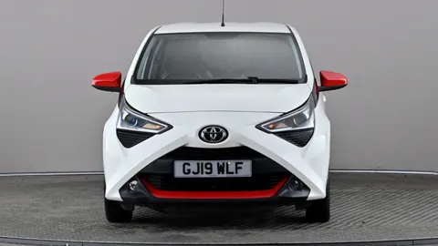 TOYOTA AYGO 1.0 VVT-i X-Trend x-shift