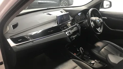 BMW X1 xDrive 20i [178] xLine Step Auto