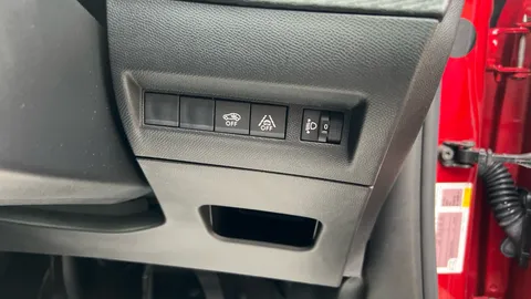 PEUGEOT 2008 1.2 PureTech 130 Allure Premium