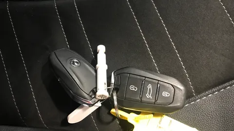 VAUXHALL MOKKA 100kW Ultimate 50kWh Auto