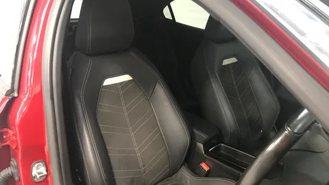 VAUXHALL MOKKA 100kW Ultimate 50kWh Auto