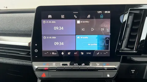 RENAULT MEGANE E-TECH EV60 160kW Equilibre 60kWh Optimum Charge Auto