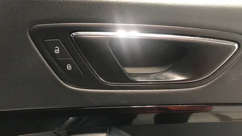 SEAT ATECA 2.0 TDI Xcellence Lux [EZ] DSG