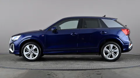 AUDI Q2 30 TFSI S Line