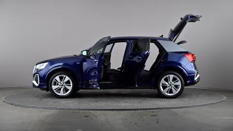 AUDI Q2 30 TFSI S Line