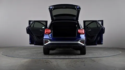 AUDI Q2 30 TFSI S Line