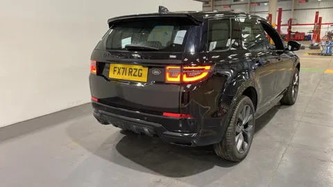 LAND ROVER DISCOVERY SPORT 1.5 P300e R-Dynamic SE Auto [5 Seat]