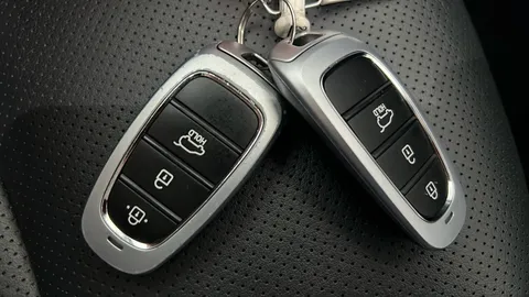 HYUNDAI TUCSON 1.6 TGDi Plug-in Hybrid Ultimate 4WD Auto