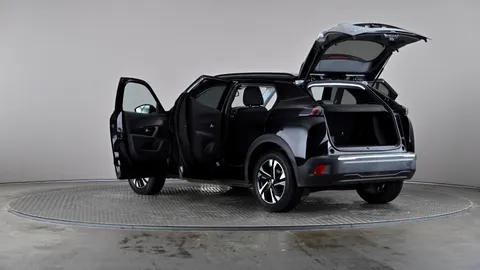 PEUGEOT 2008 100kW Allure Premium+ 50kWh Auto