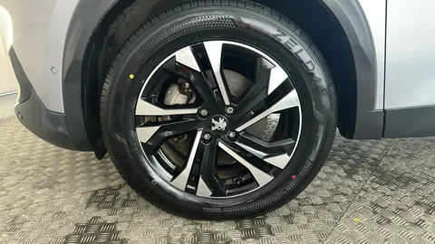 PEUGEOT 2008 100kW GT 50kWh Auto