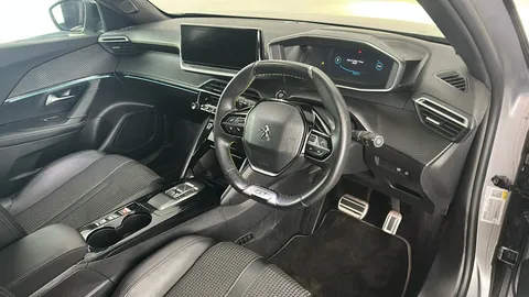 PEUGEOT 2008 100kW GT 50kWh Auto