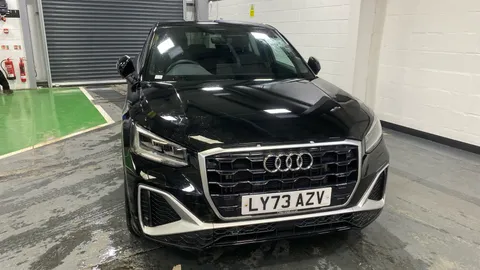 AUDI Q2 35 TFSI S Line S Tronic