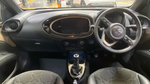 TOYOTA AYGO X 1.0 VVT-i Exclusive